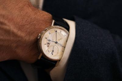 Breguet Classique Chronométrie 7727 | Nos photos de la montre